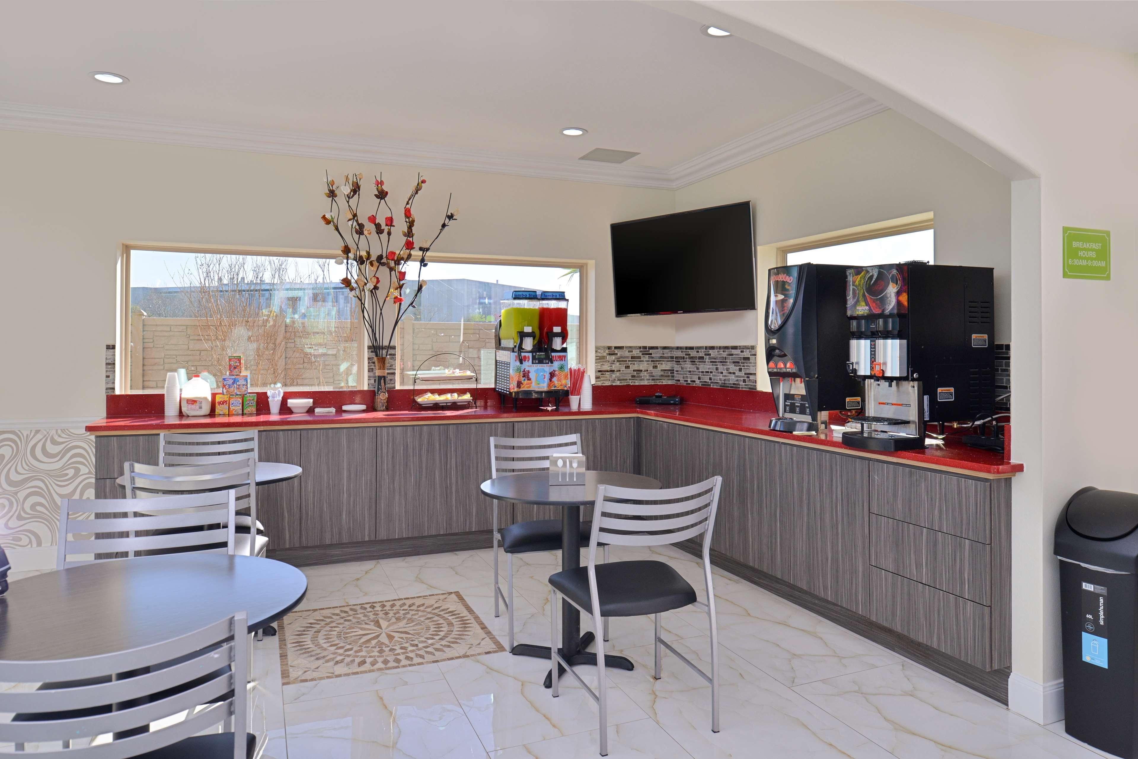 Americas Best Value Inn & Suites - Houston/Hwy 6 & Westpark Mission Bend Luaran gambar